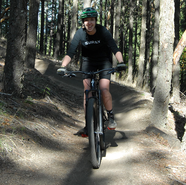 Kaitlin shredding the Lizard trail with the folx from the 2018 January class Scholarship.